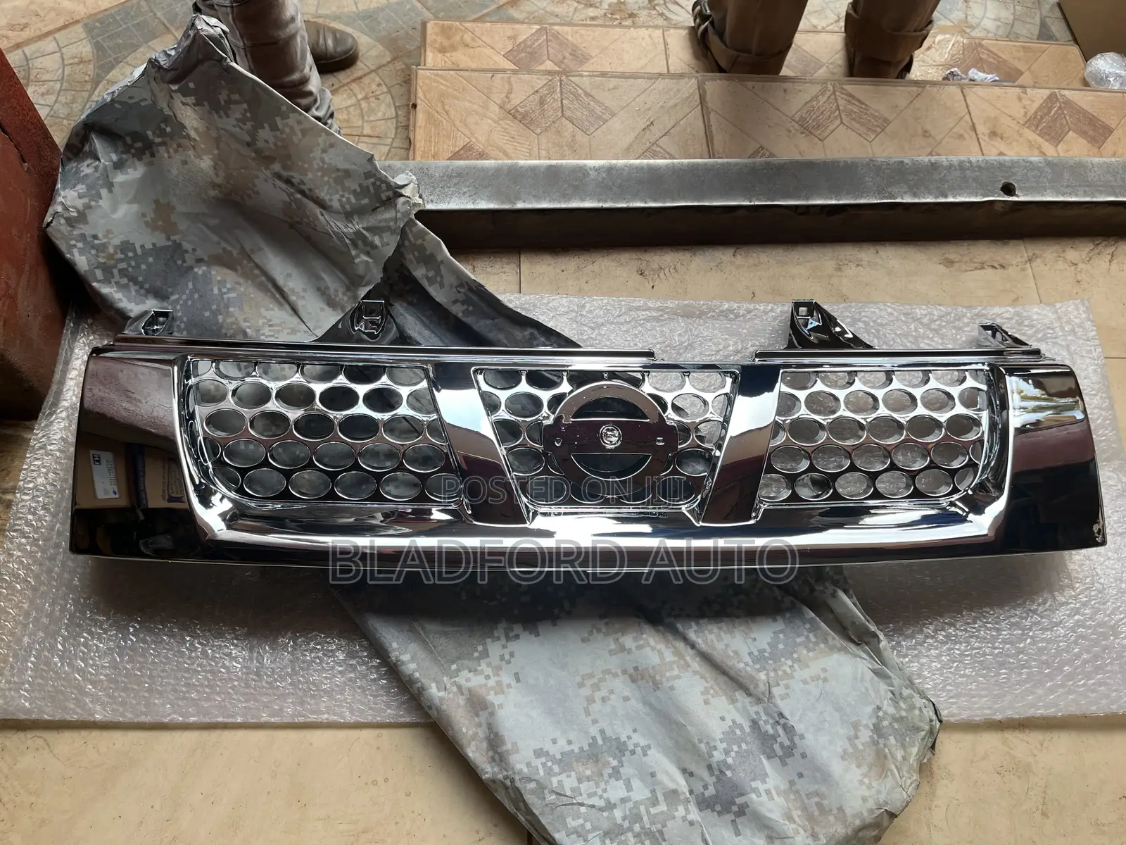Nissan Hardbody Front Shells