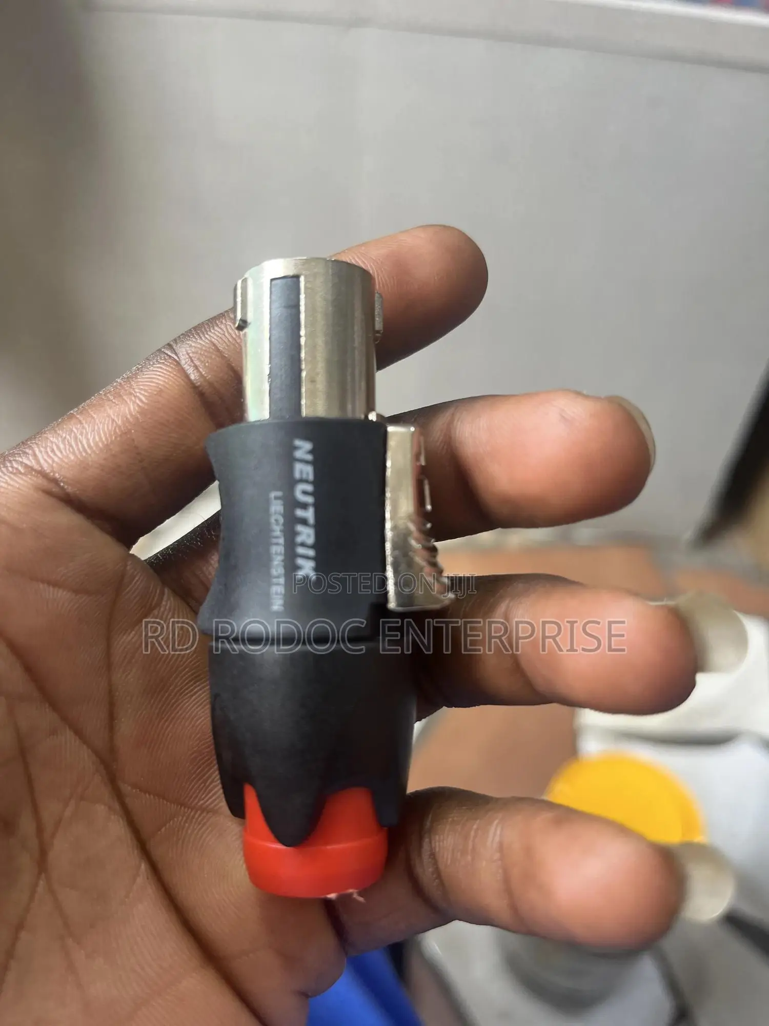 Speak on Metal Plug Pack