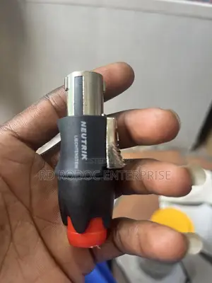 Speak on Metal Plug Pack