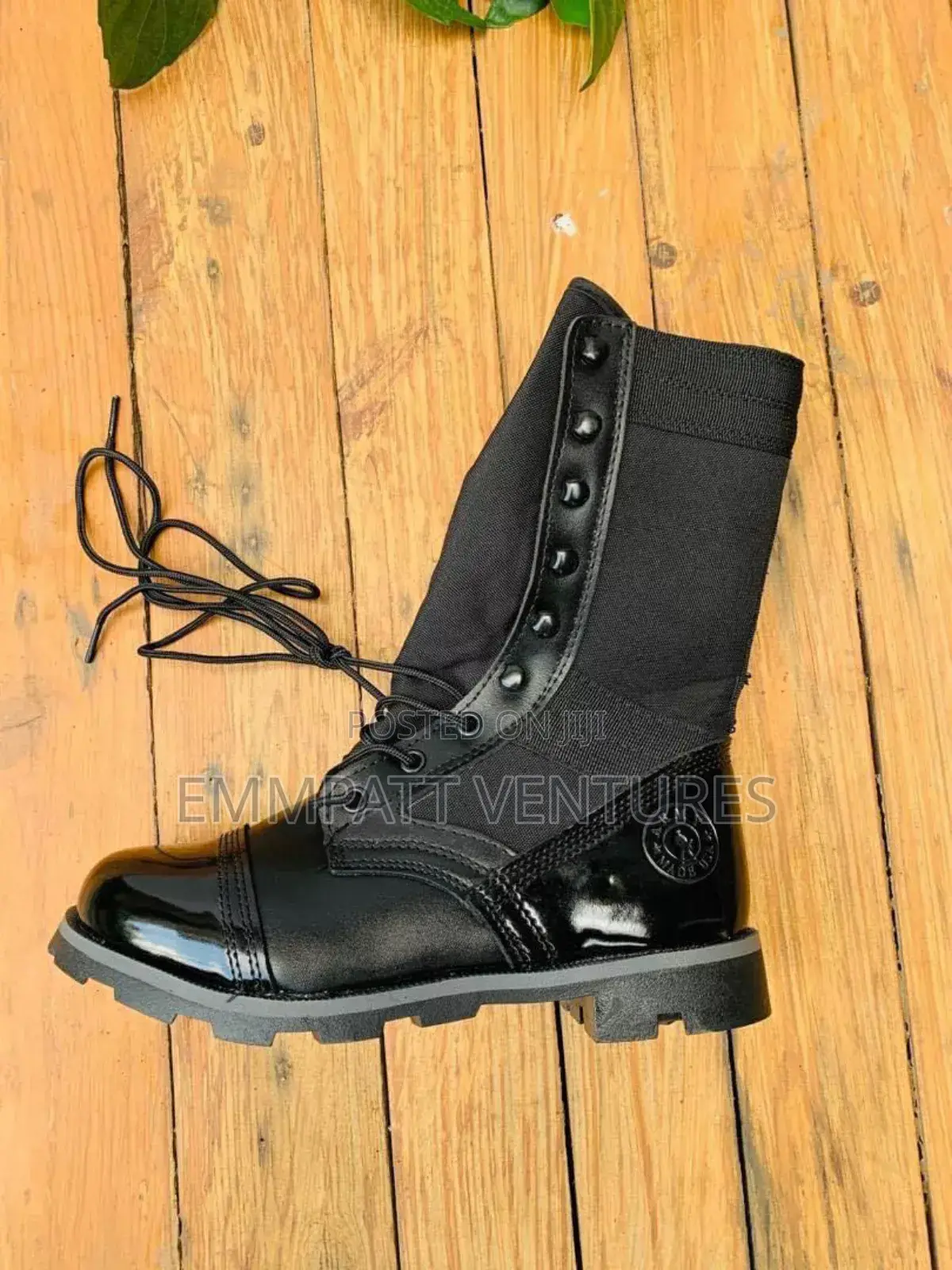 Security Mirror Boots