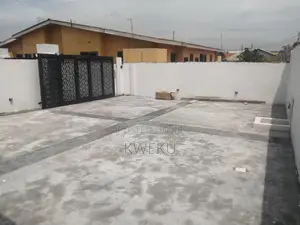 3bdrm House in Seedovproperties, Spintex for sale