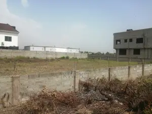 Plots of Land for Sale at Comm25