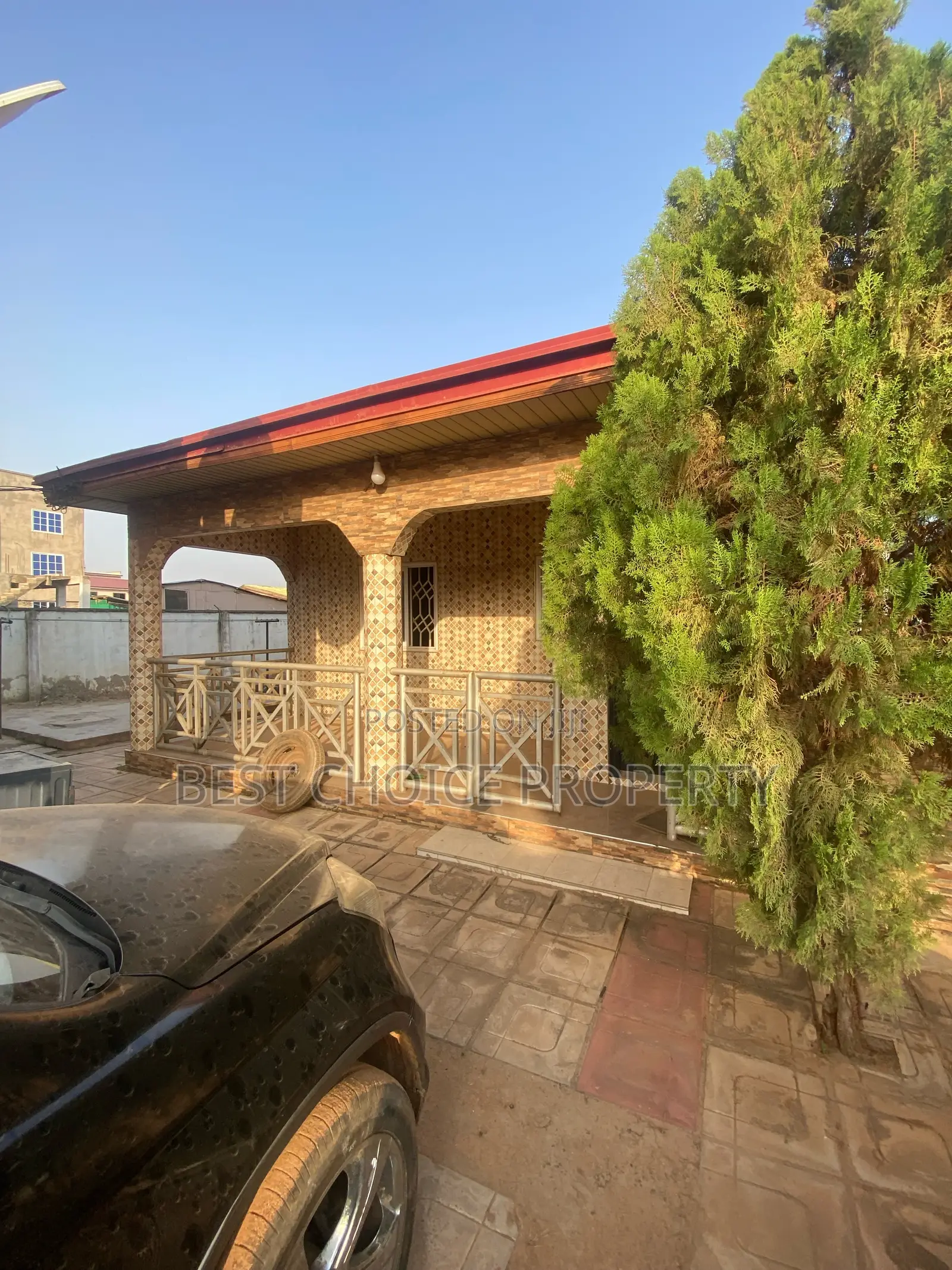 3bdrm Apartment in Housing Down, Adenta for rent