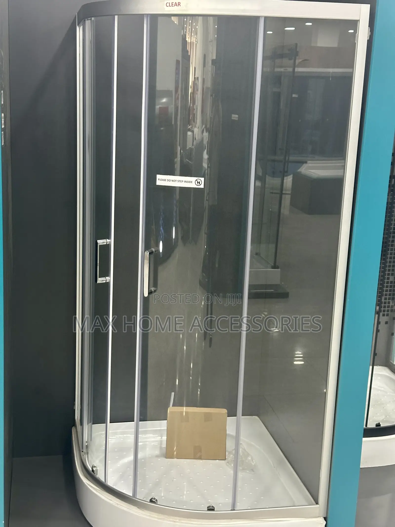 Plane Shower Cubicle
