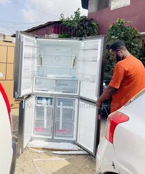Extremely Chilling Midea MDRF632FGN46D 464L Electric Fridge.