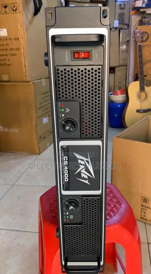 Peavey Cs4000 Power Amplifier