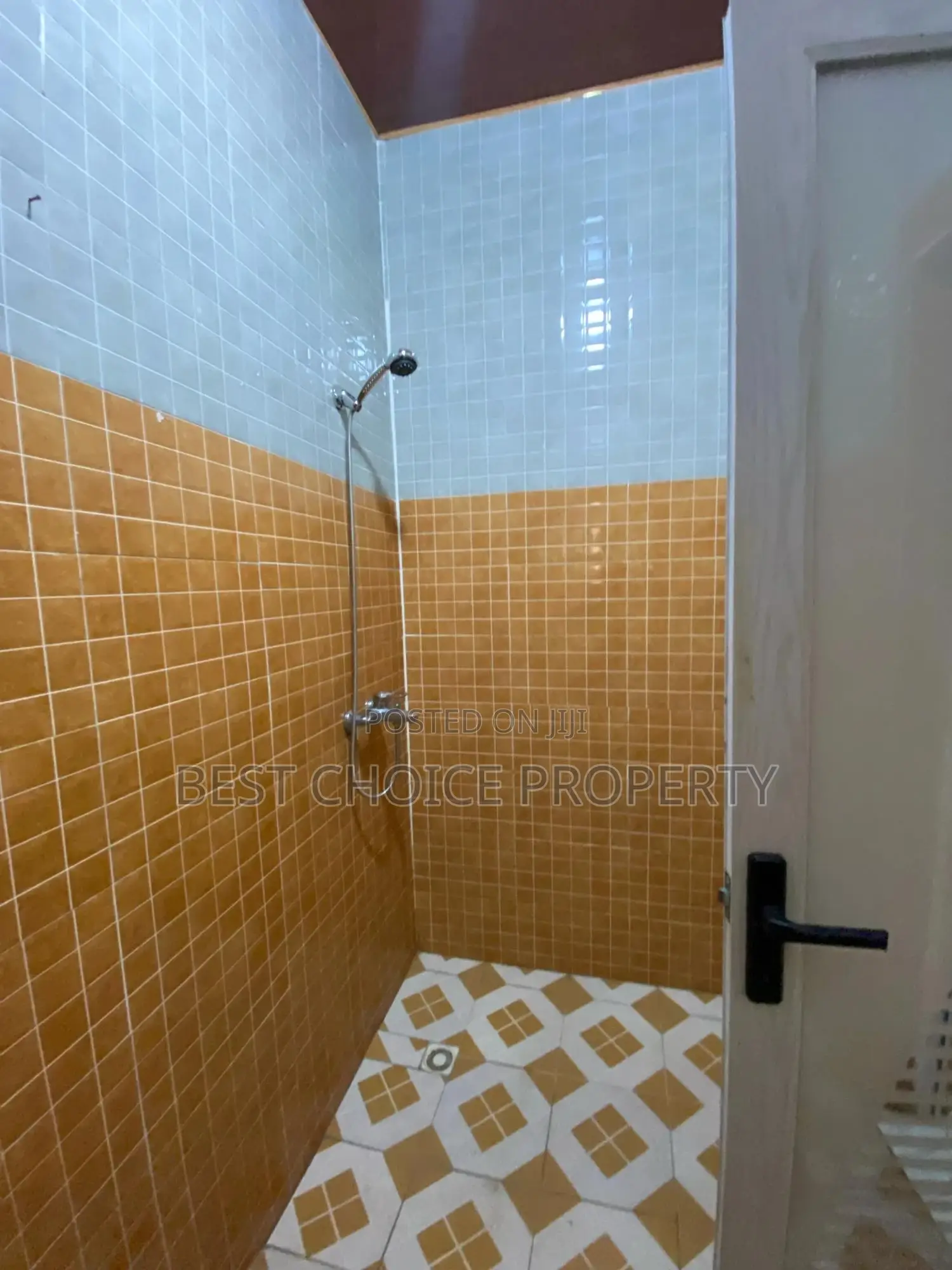 2bdrm Apartment in Adenta Housing Down for rent