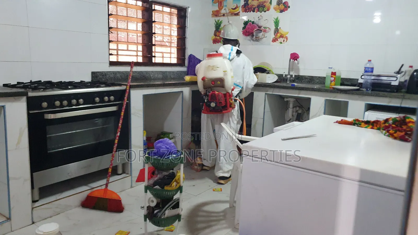 Special Kitchnen,Partment,Hotel,Warehouse Fumigation
