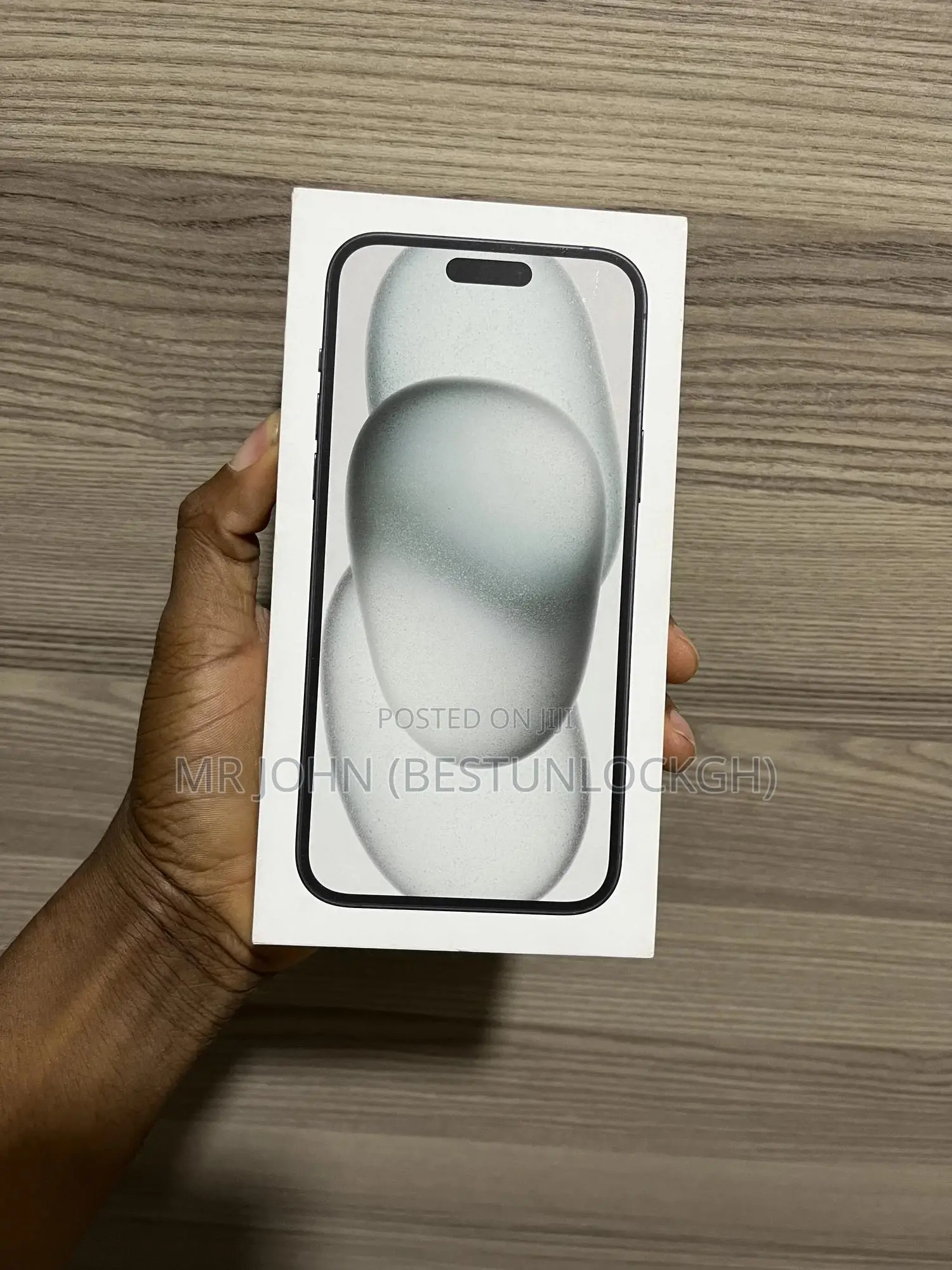 New Apple iPhone 15 128 GB Black
