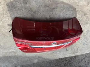 Nissan Sentra Back Boot