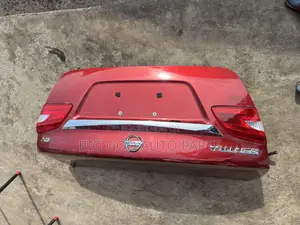 Nissan Sentra Back Boot