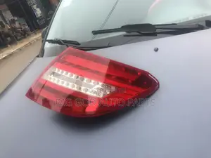 Mercedes Benz C250 W204 Tail Light