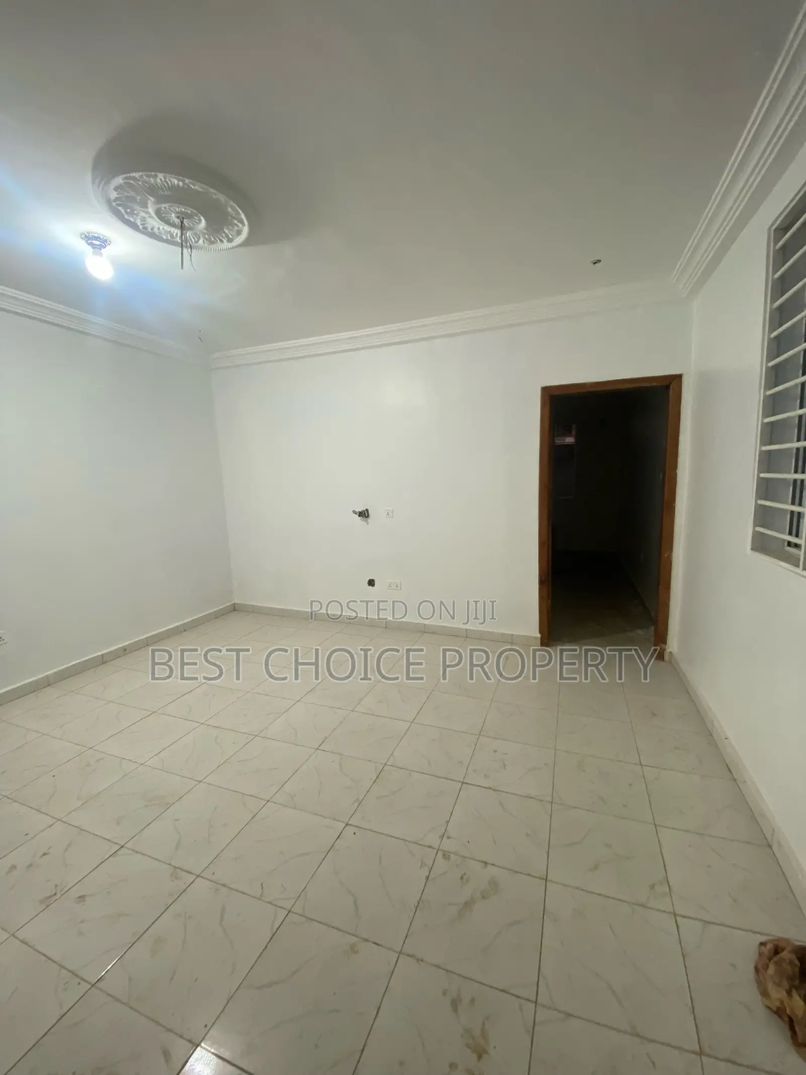 1bdrm Apartment in Lakeside Community 8, Adenta for rent