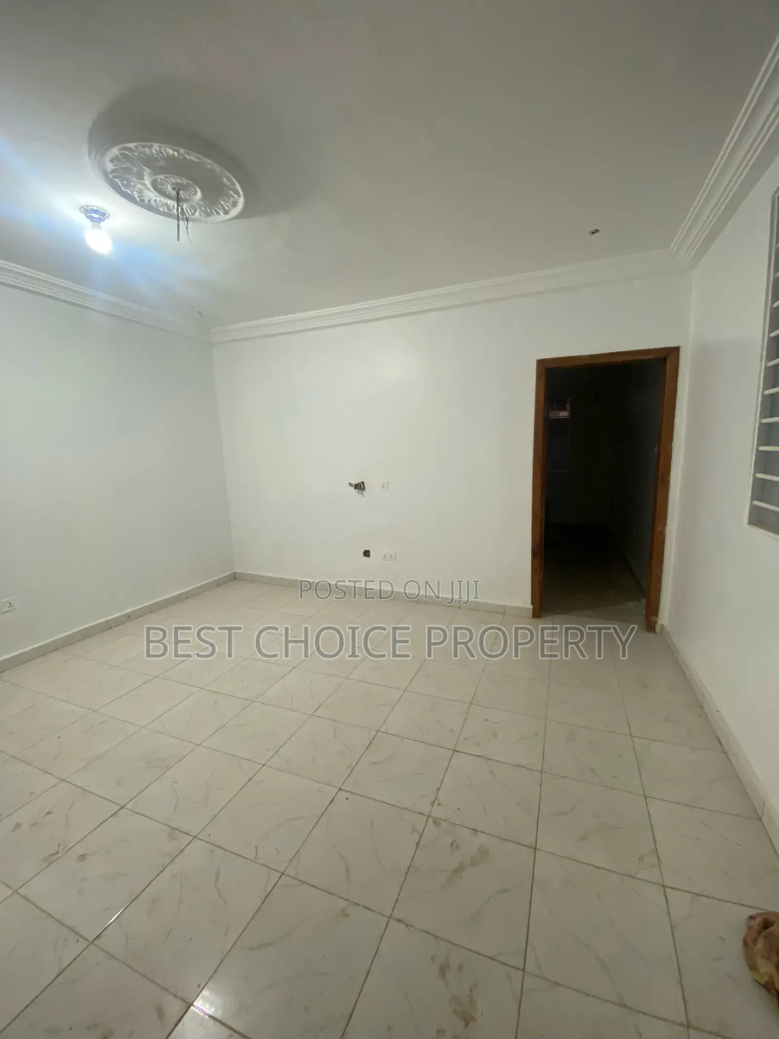 1bdrm Apartment in Lakeside Community 8, Adenta for rent