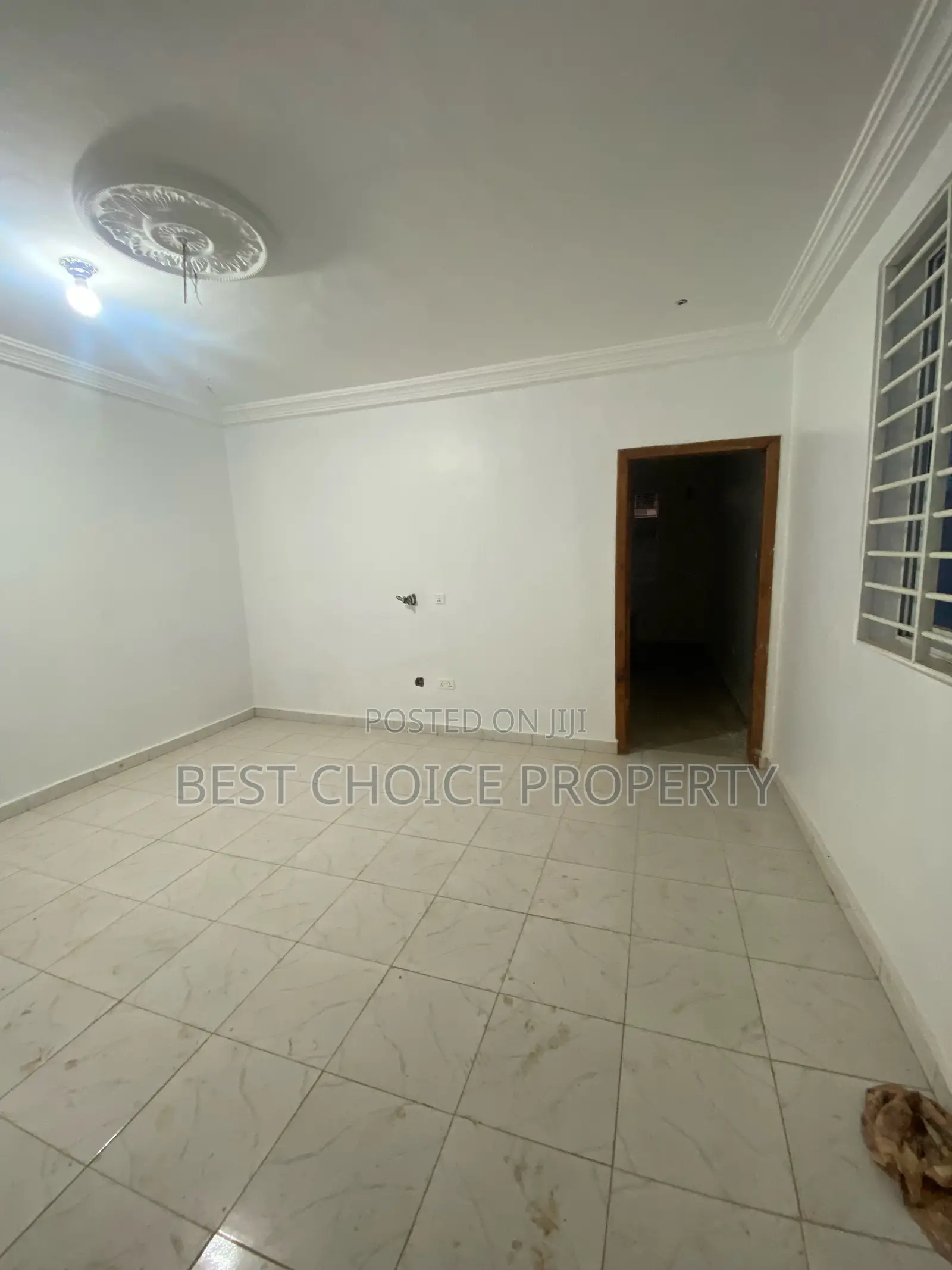 1bdrm Apartment in Lakeside Community 8, Adenta for rent
