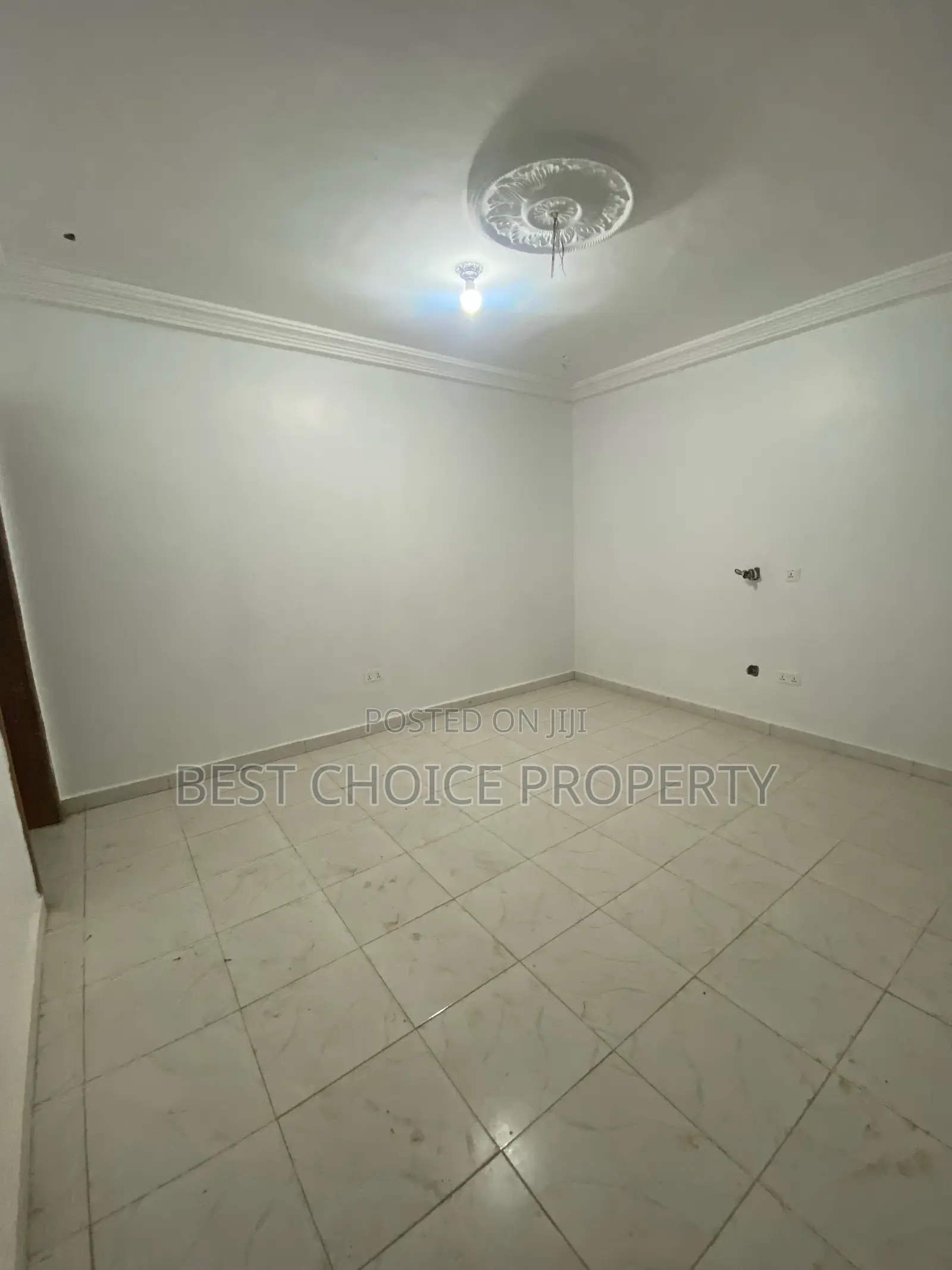 1bdrm Apartment in Lakeside Community 8, Adenta for rent