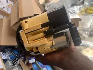 Mercedes Benz C300 Fuel Pump