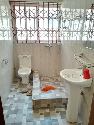 3bdrm Apartment in M.F Estate Area, for rent