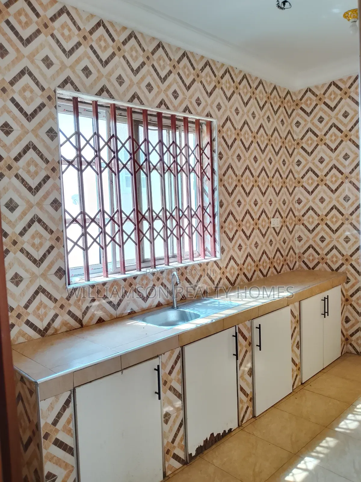 3bdrm Apartment in M.F Estate Area, for rent