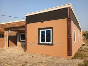 2bdrm House in Sarpeiman Medie, Ga West Municipal for rent