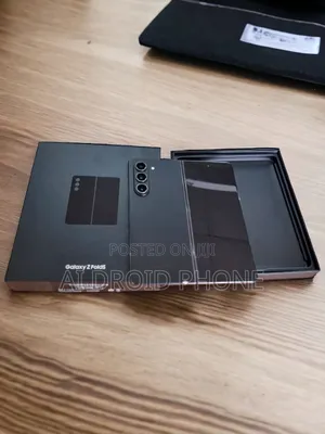 New Samsung Galaxy Z Fold 5 256 GB Black