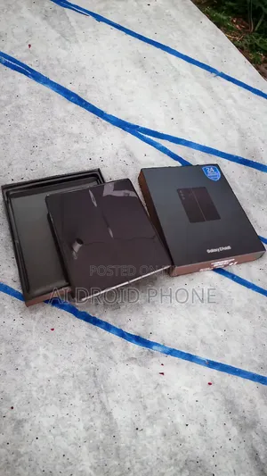 New Samsung Galaxy Z Fold 5 256 GB Gray