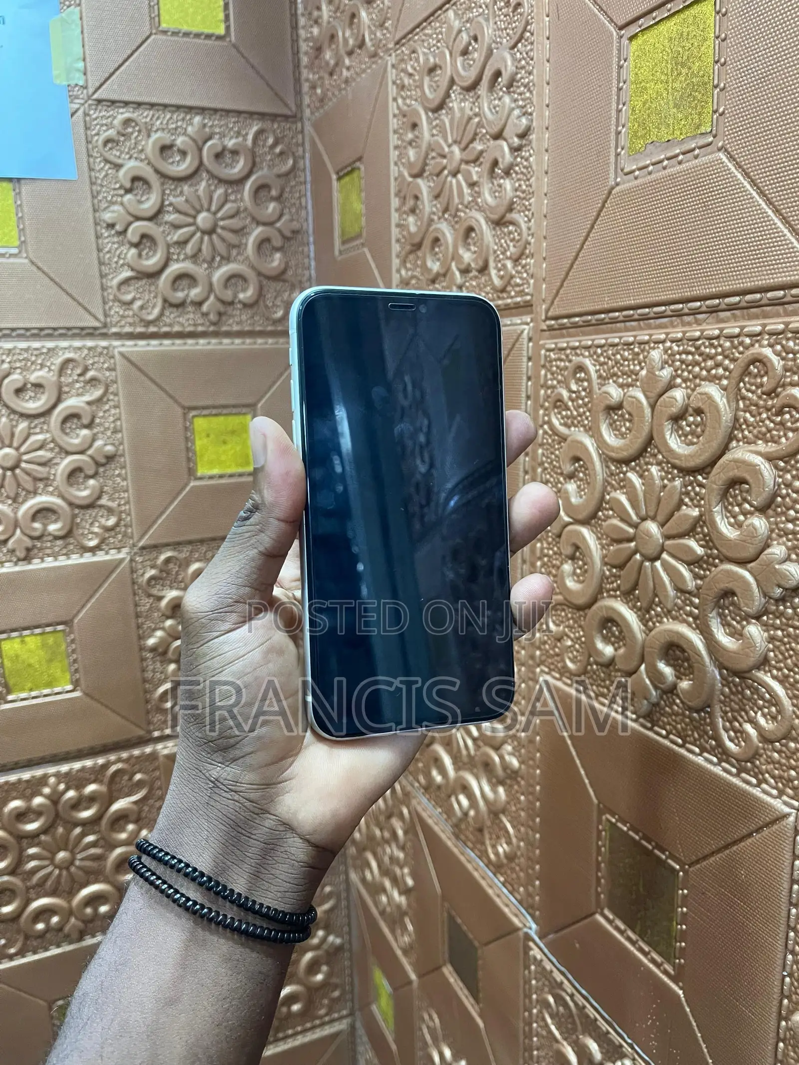 Apple iPhone 11 64 GB White