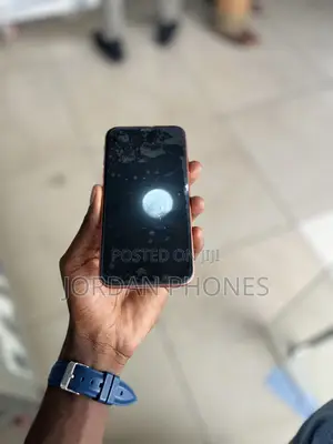 Apple iPhone XR 64 GB Orange