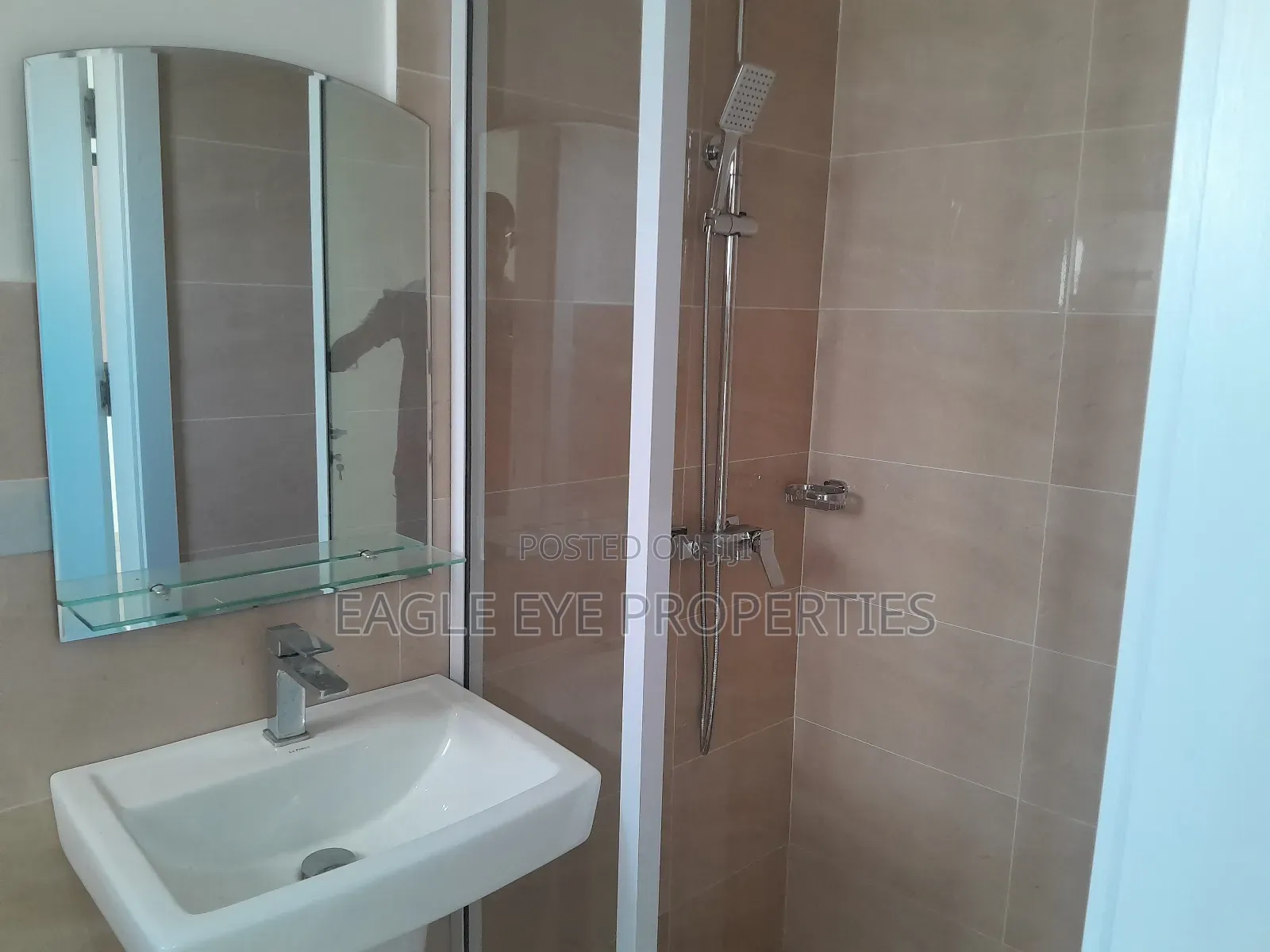 2bdrm Apartment in Tseaddo for sale