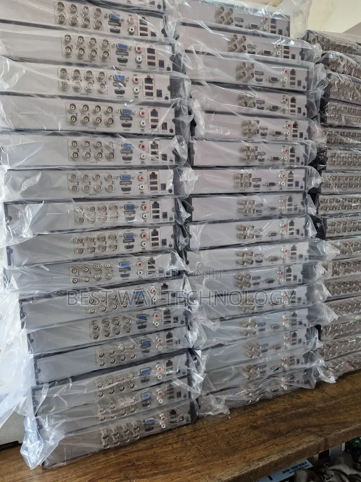 8ch DVR Hikvision 2mp Upto 5mp