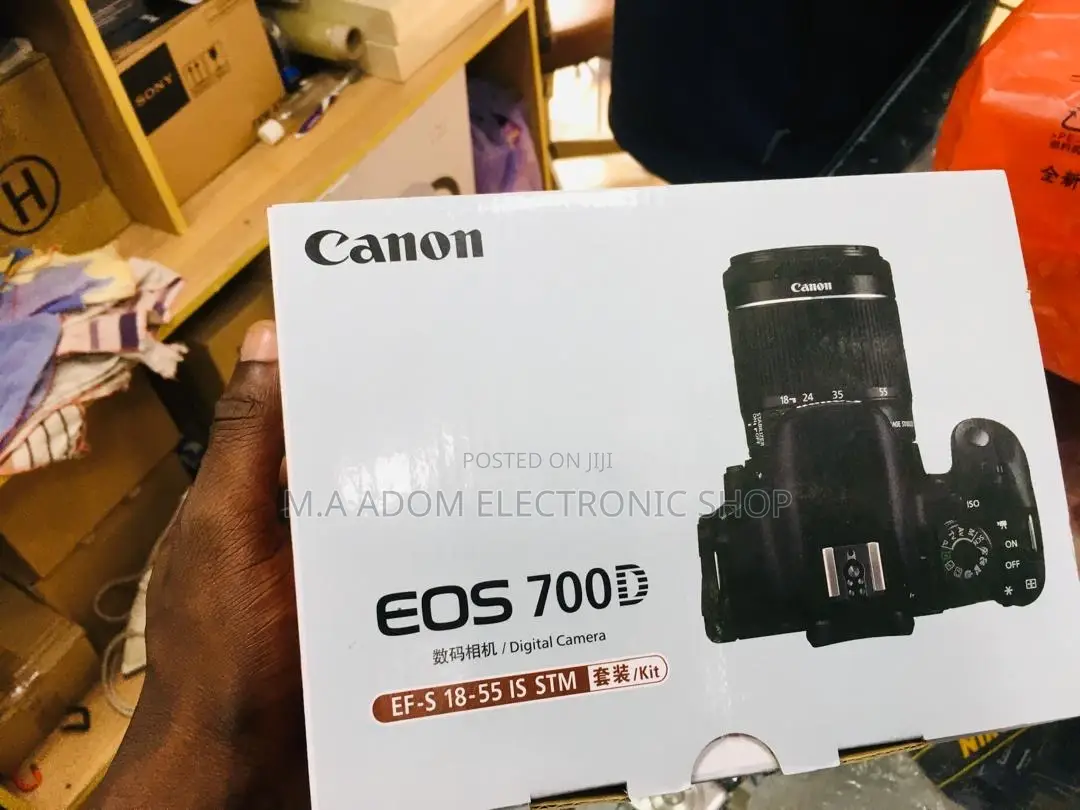 Canon EOS 700D With Lens: Your First DSLR Step