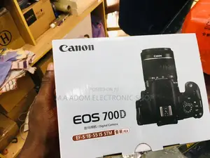 Canon EOS 700D With Lens: Your First DSLR Step