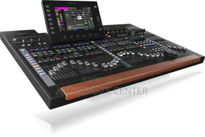 Behringer Wing Black