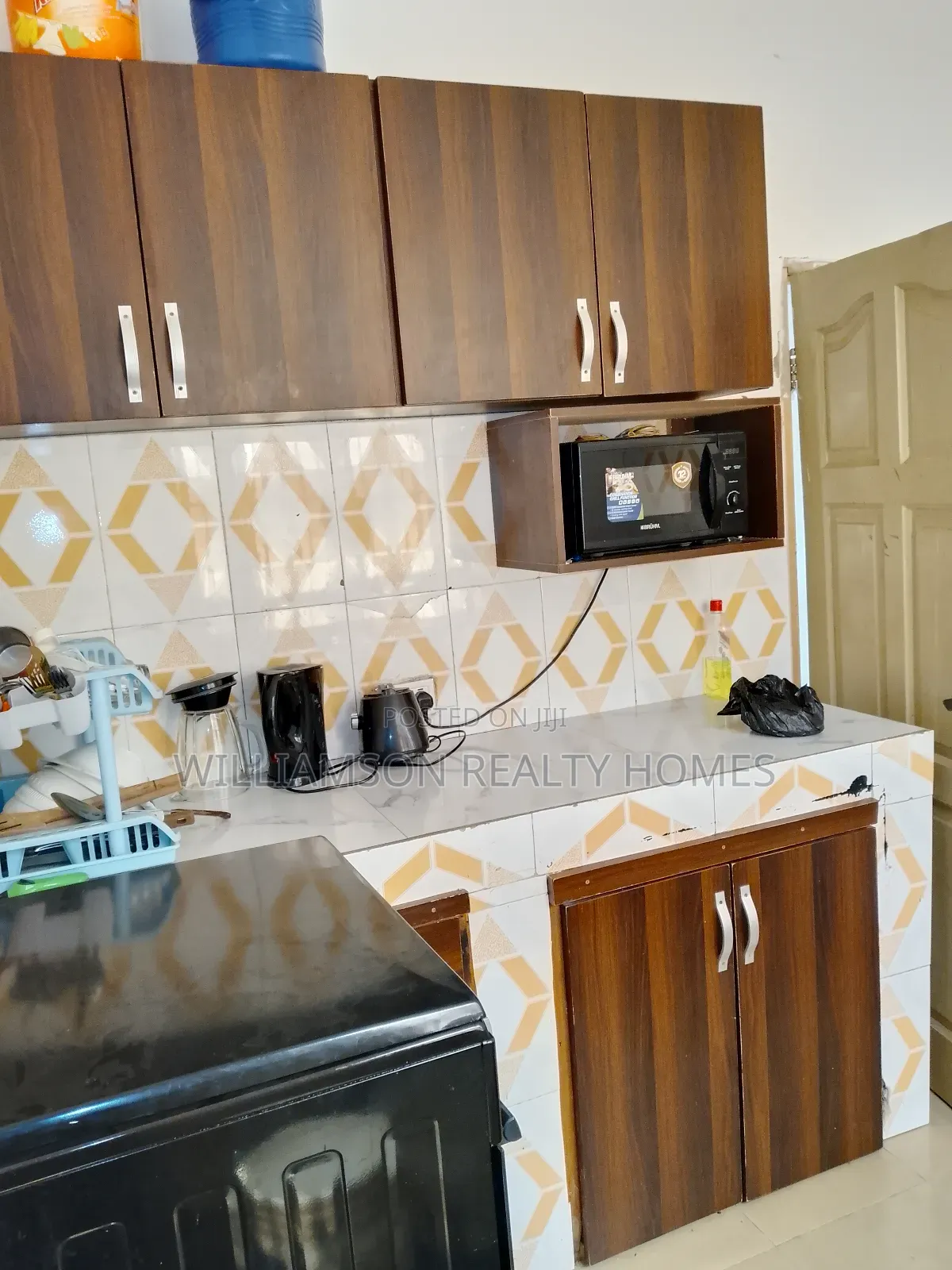 Furnished 3bdrm House in Coastal Estate Area, Spintex for rent