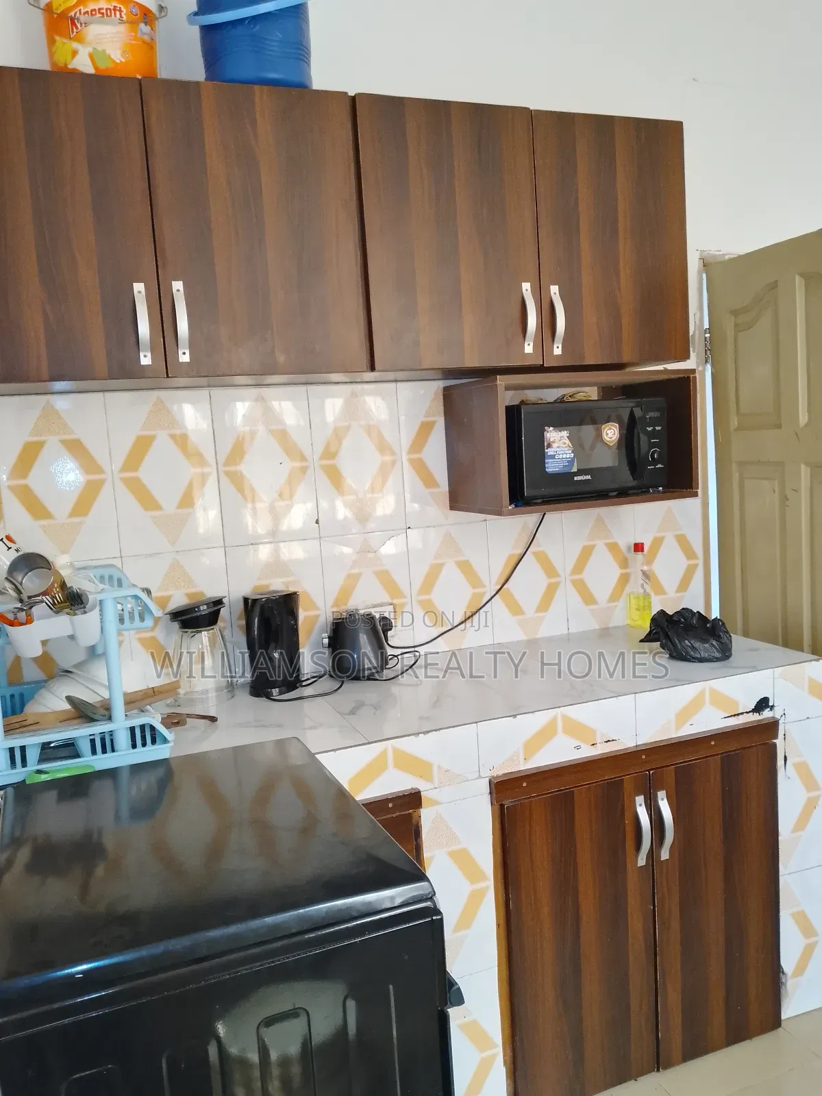Furnished 3bdrm House in Coastal Estate Area, Spintex for rent