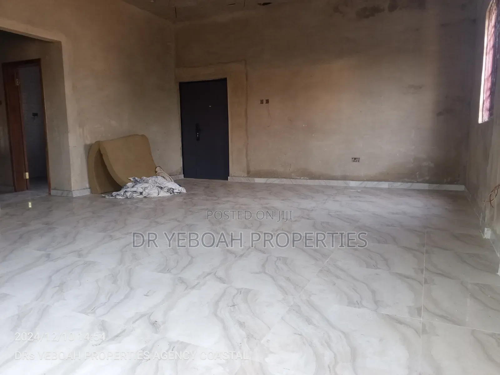 2bdrm Apartment in Spintex:- 2 Bedrooms for rent