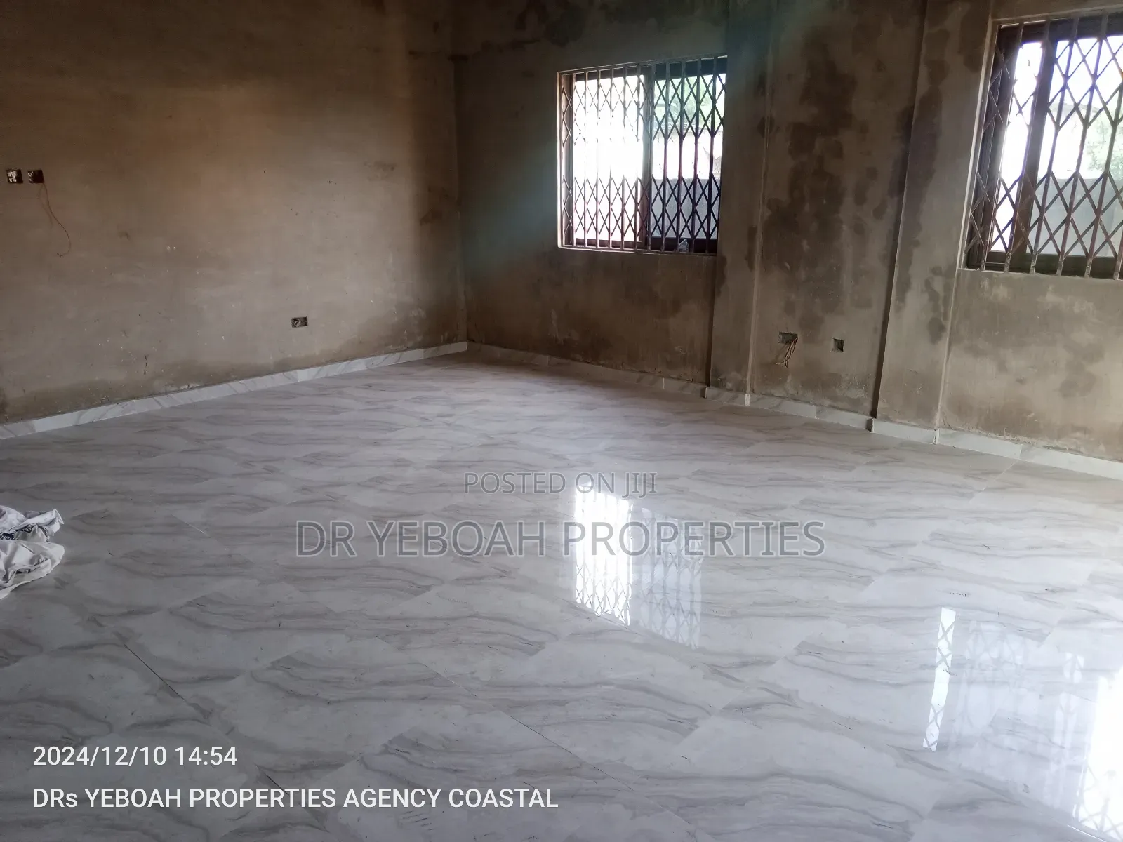 2bdrm Apartment in Spintex:- 2 Bedrooms for rent