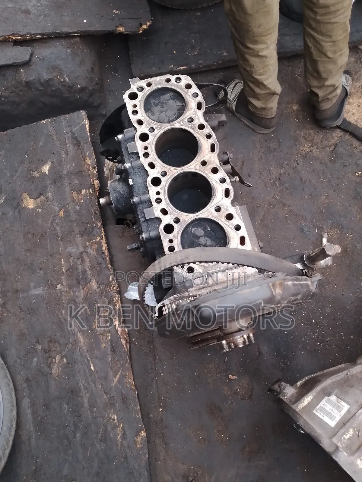 Toyota Hilux 5L Half Blog Add for All Diesel Cars