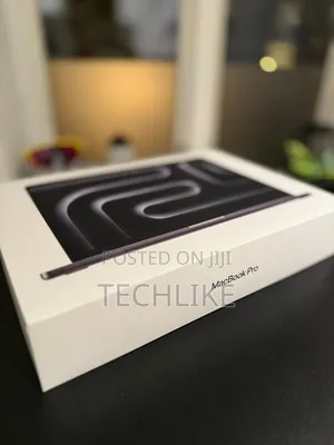 New Laptop Apple MacBook Pro 2024 M4 14-Inch 24GB SSD 1T