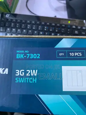 3gang 2way Switch (BK-7302)