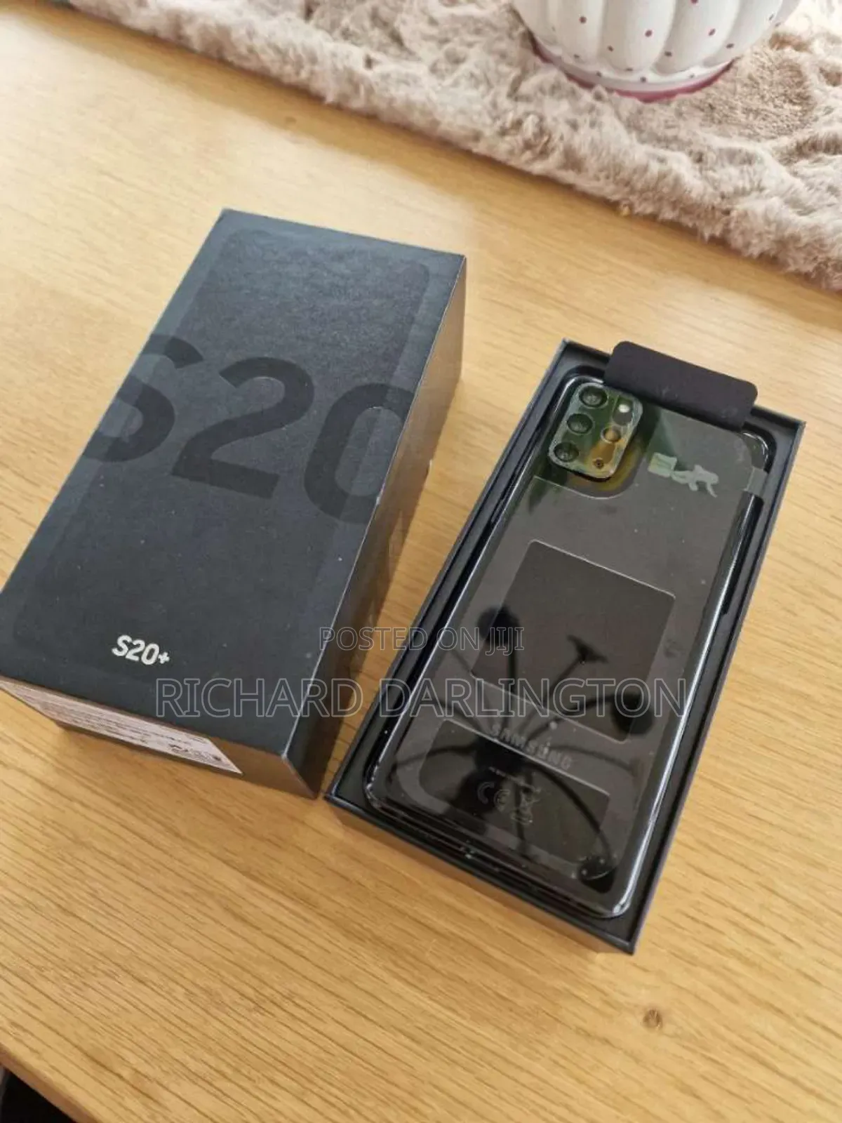 New Samsung Galaxy S20+ 5G 256 GB Black