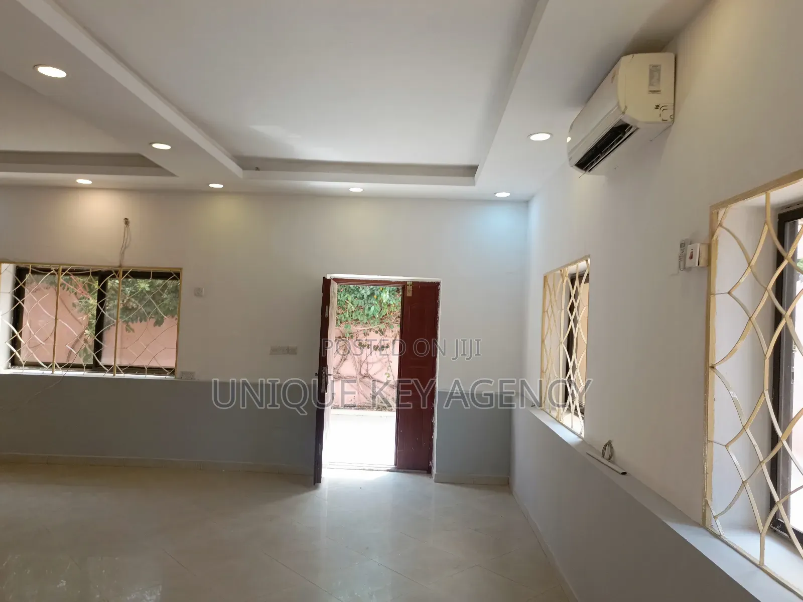 4bdrm House in Unique Key Agency, Tesano for rent