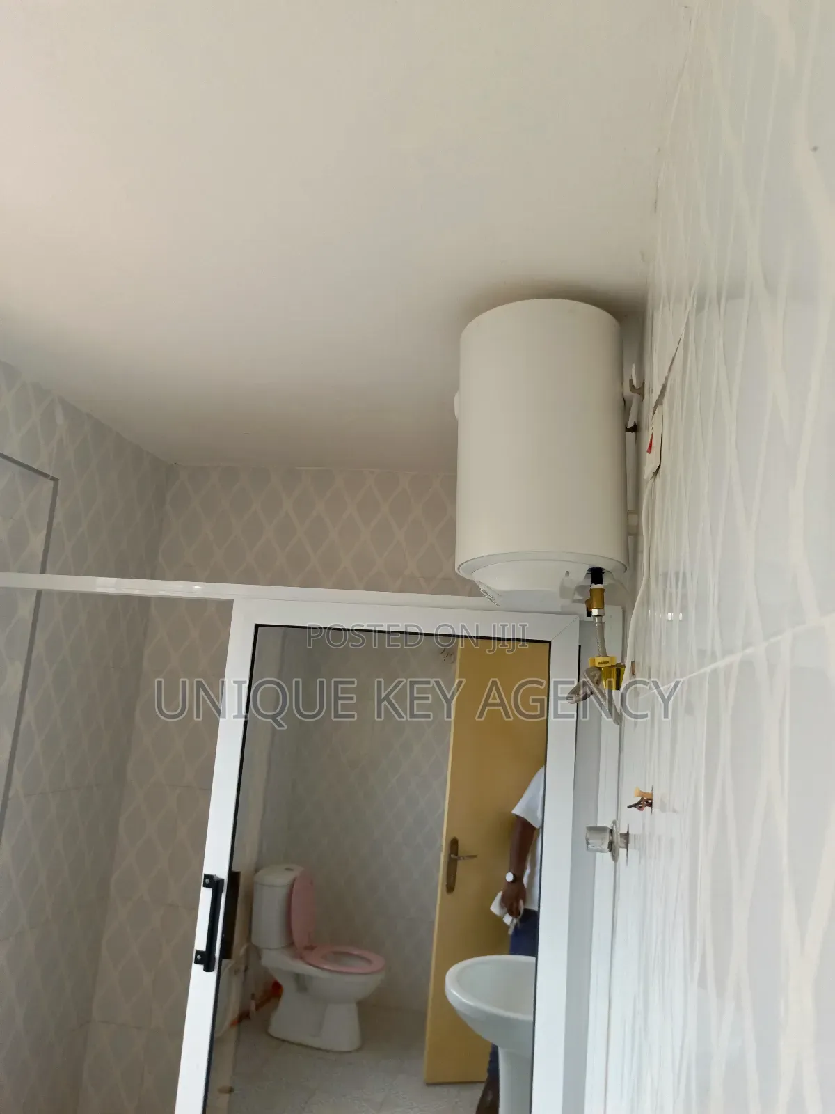 4bdrm House in Unique Key Agency, Tesano for rent