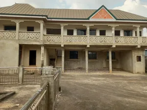 13bdrm House in Star Gate Properties, Kumasi Metropolitan for sale
