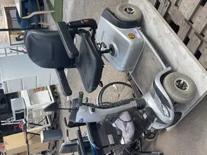 Electric/ Chargeable Wheelchair
