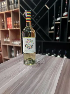 Mosketto Sweet White Wine