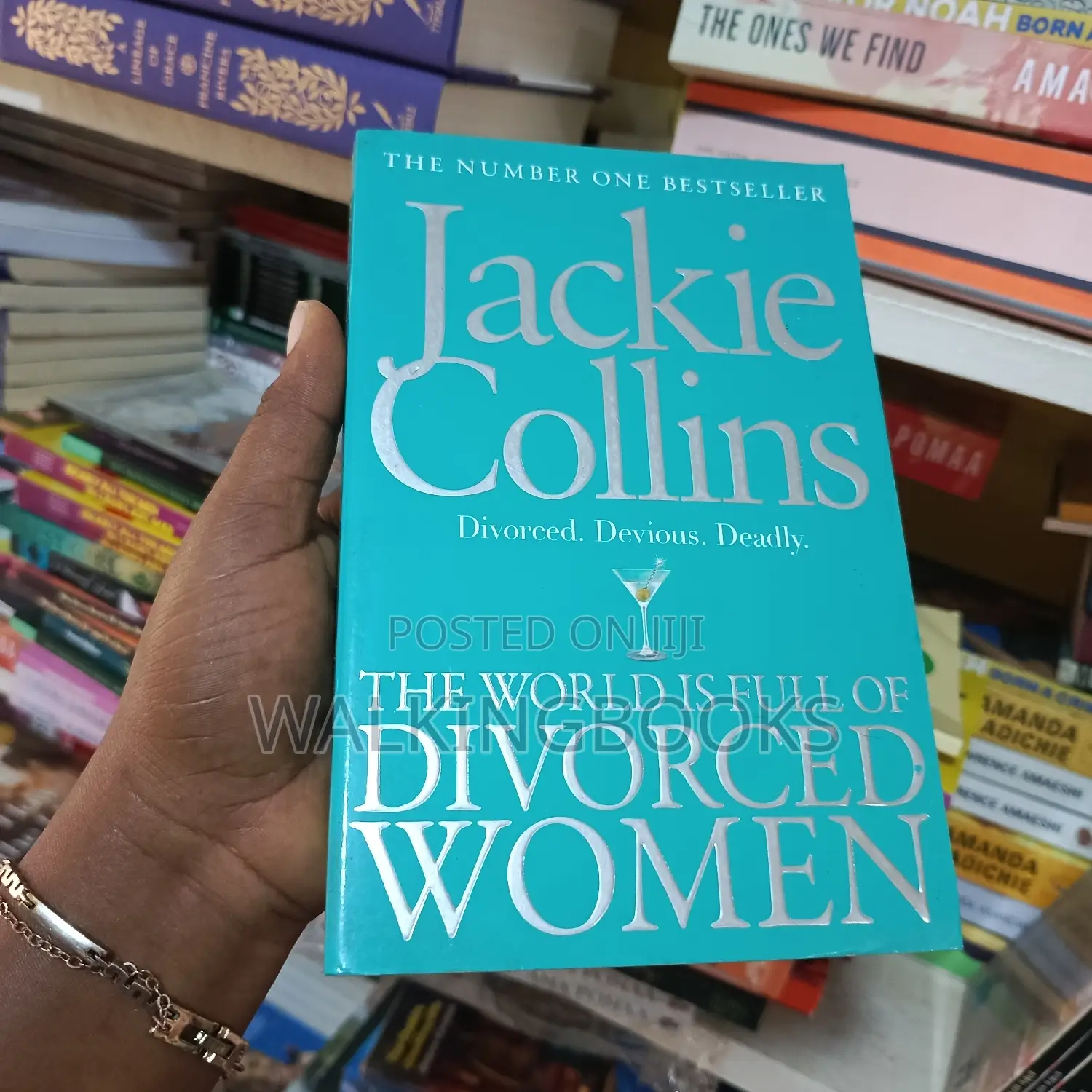 The World Is Full of Divorced Women Novel by Jackie Collins