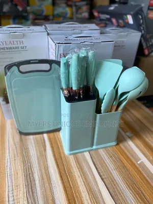 Neat 19pcs Silicon Laddle With Chopping Board