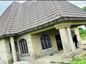 3bdrm House in Abuakwa Nkawie, Kumasi Metropolitan for sale