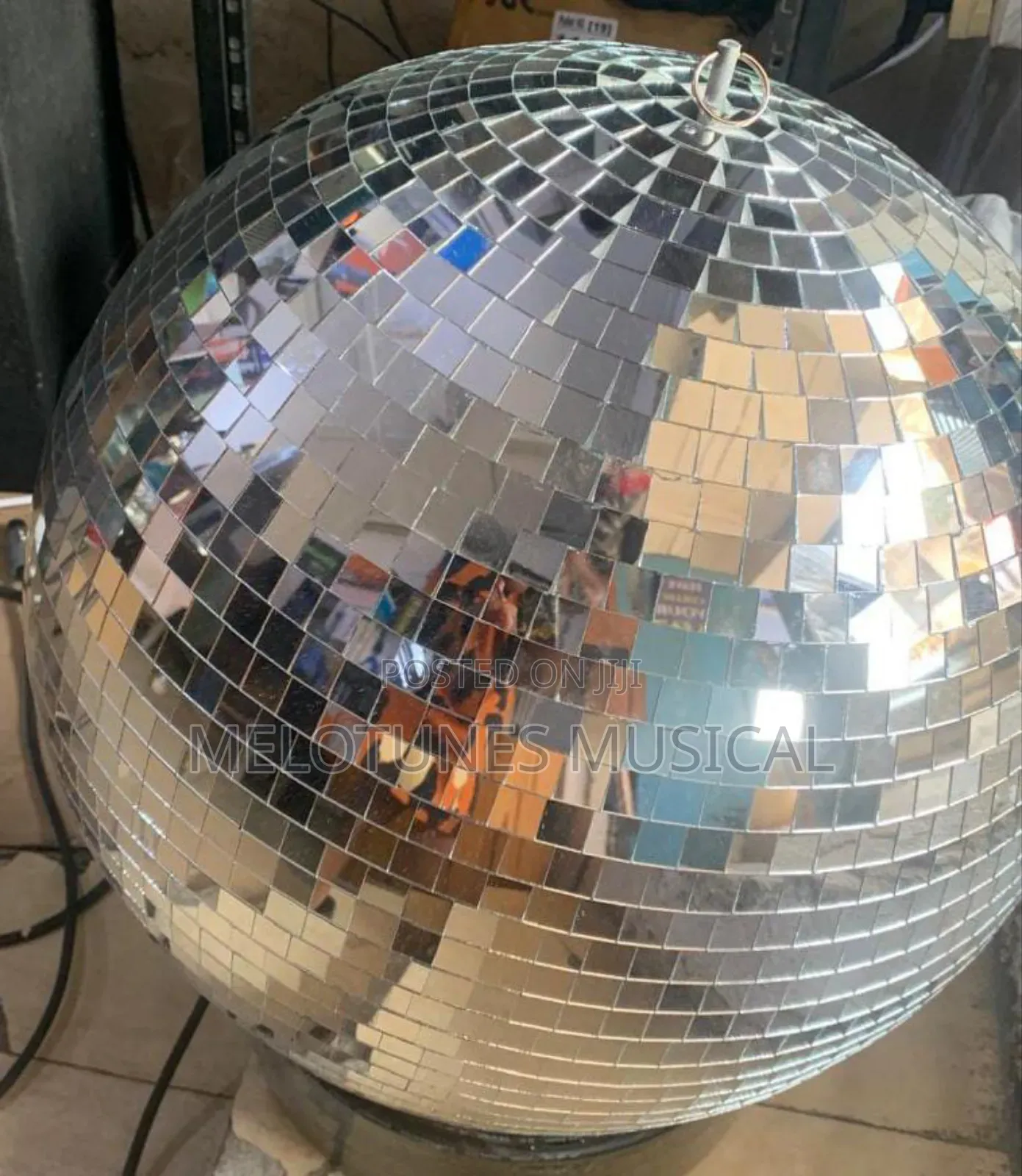 Mirror Disco Ball 50×50 [Silver]